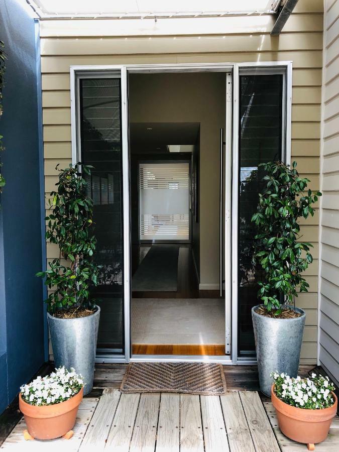 페인스빌 The Point Bnb 아파트 외부 사진